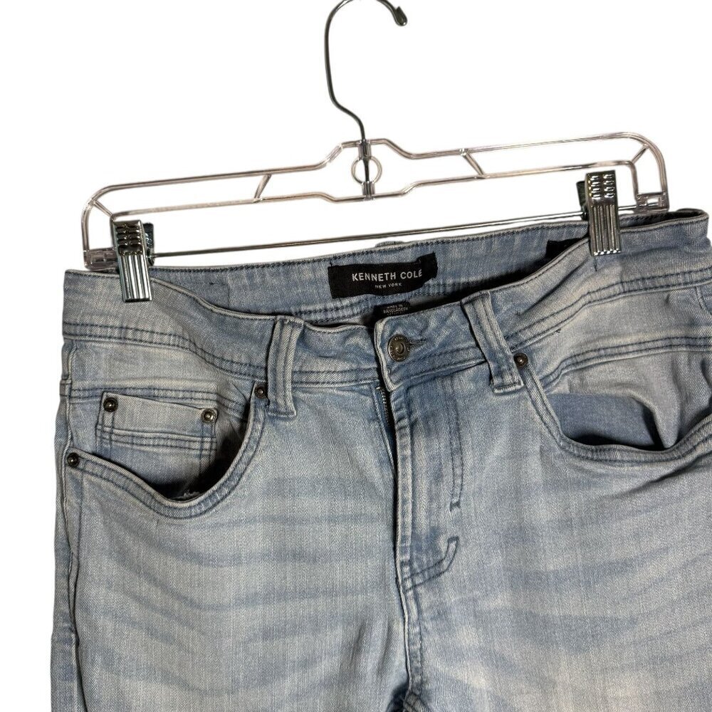 Kenneth Cole Mens Light Wash Denim Jeans Size 32 Straight Leg - Picture 2 of 11